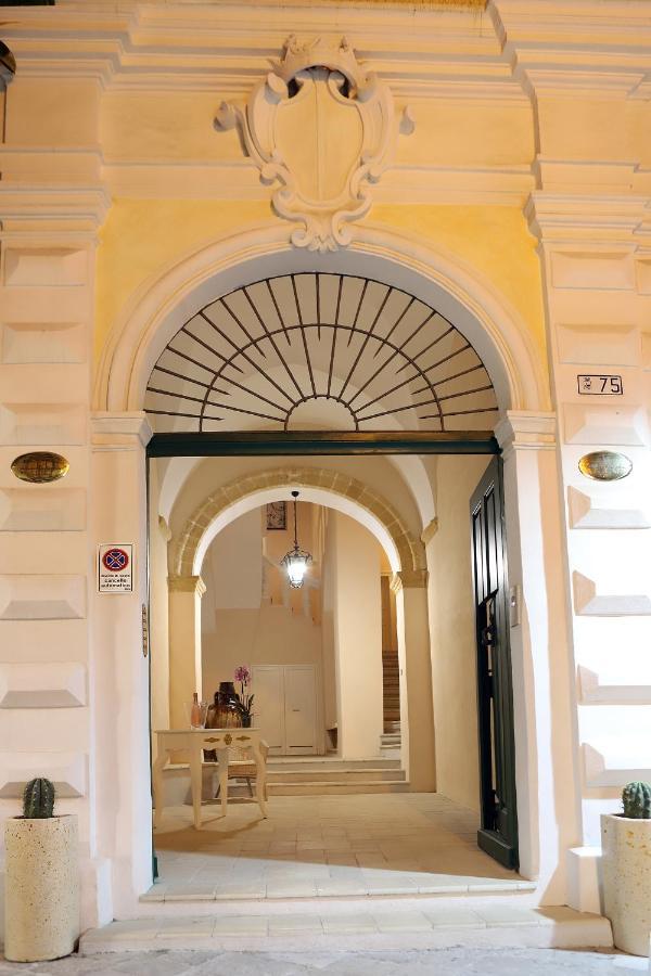 Bed and Breakfast Palazzo Castiglione Gallipoli Exterior foto